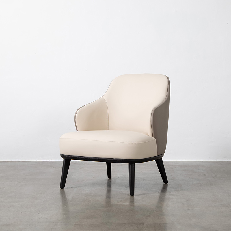 Chaise longue ou chaise d'appoint : quelle est la différence ?