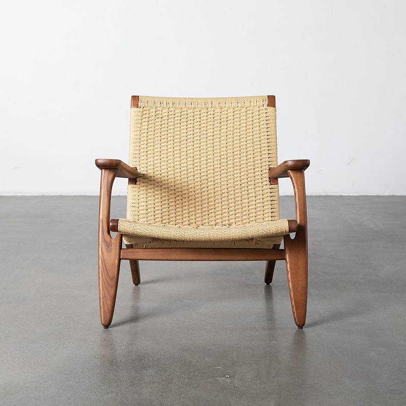 Réplique de la chaise longue Hans Wegner Ch25